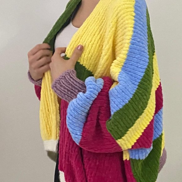 Over Size Cardigan Hand-Knitted Color Block - Picture 3 of 6